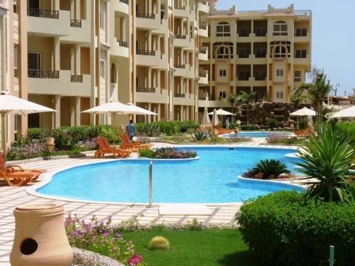2 Bedroom Apartment For sale In Beach Front Compound/Sahl Hasheesh